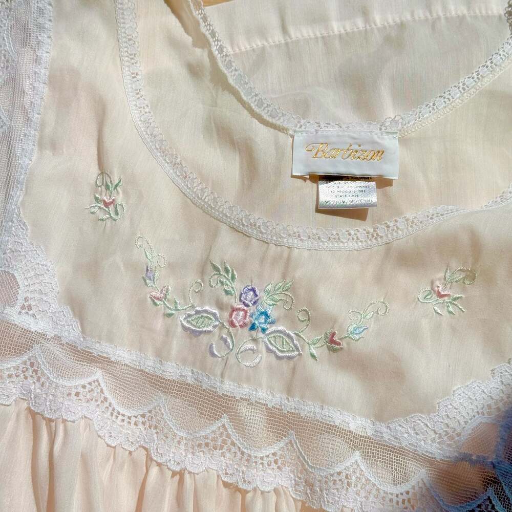 Barbizon Vintage Floral Embroidered Lace Nightgown in Pink